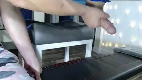 Snapshot of i_fetishize_u chatting on March 9, 10:08 pm ShortStuff online show from March 9, 10:08 pm