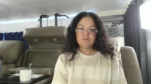 ShortStuff online show from March 25, 3:18 pm