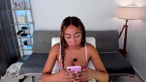 Lul  online show from February 5, 6:56 pm