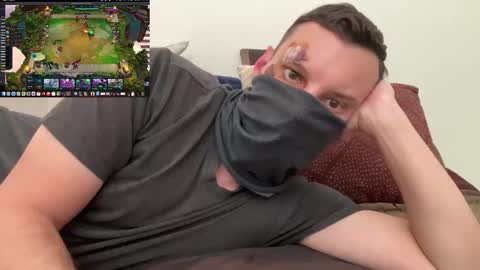 Snapshot of i_o_ro chatting on October 28, 4:05 am i o ro online show from October 28, 4:05 am