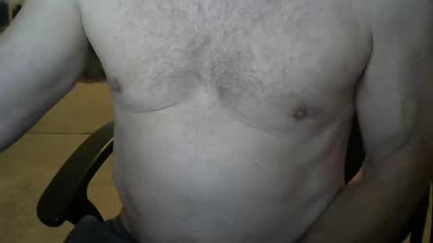Snapshot of i_was_a_shy_dad chatting on October 2, 1:40 pm i_was_a_shy_dad online show from October 2, 1:40 pm