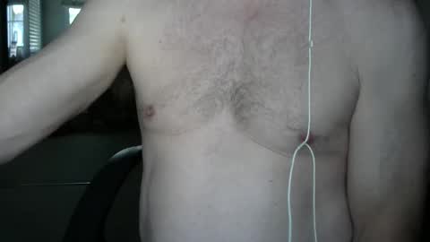 Snapshot of i_was_a_shy_dad chatting on October 22, 12:55 am i_was_a_shy_dad online show from October 22, 12:55 am