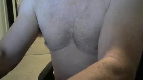 Snapshot of i_was_a_shy_dad chatting on November 18, 1:26 pm i_was_a_shy_dad online show from November 18, 1:26 pm