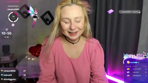 Snapshot of i_will_wake_u_up chatting on February 14, 8:11 am Samanta online show from February 14, 8:11 am