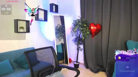 Snapshot of i_will_wake_u_up chatting on February 26, 1:37 am Samanta online show from February 26, 1:37 am