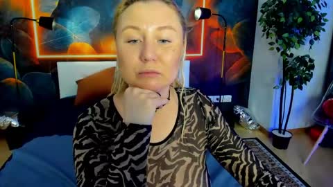 Samanta online show from June 1, 1:29 am