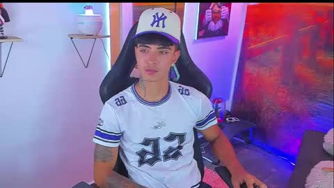 Light online show from September 25, 1:42 am