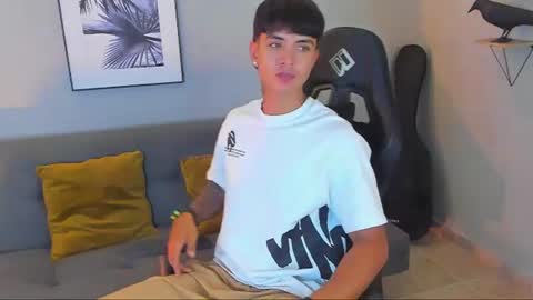 Light online show from June 21, 1:41 am