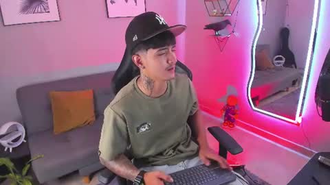 Light online show from July 26, 1:03 am