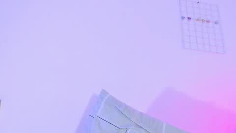 Your favorite IAM LUISA  online show from December 3, 6:48 am