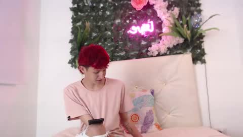 iam_lukas__ online show from November 6, 3:29 am