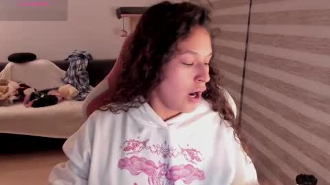 Snapshot of iam_nikki chatting on October 15, 2:44 am On instagram Imm NikkiHelp me reach 100 likes online show from October 15, 2:44 am