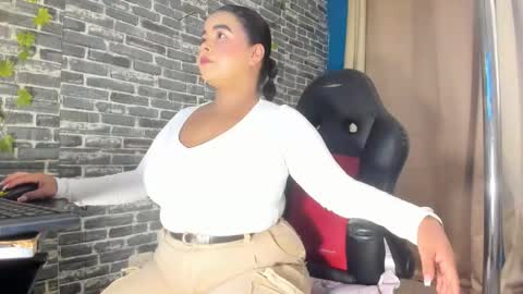 Snapshot of iam_samy chatting on October 25, 11:29 am Samy online show from October 25, 11:29 am