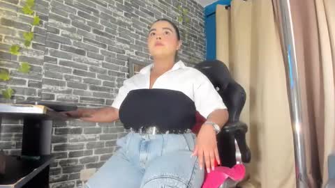 Snapshot of iam_samy chatting on November 11, 11:21 am Samy online show from November 11, 11:21 am