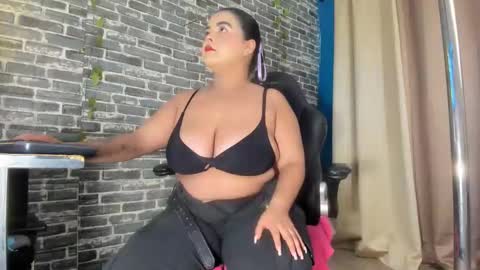 Snapshot of iam_samy chatting on November 14, 11:31 am Samy online show from November 14, 11:31 am