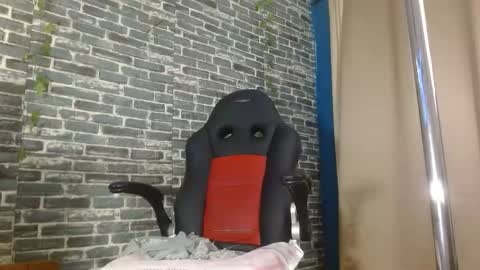 Snapshot of iam_samy__ chatting on October 20, 11:32 am Samy online show from October 20, 11:32 am