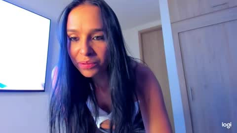 iam_your_fantasy online show from June 1, 2:13 am