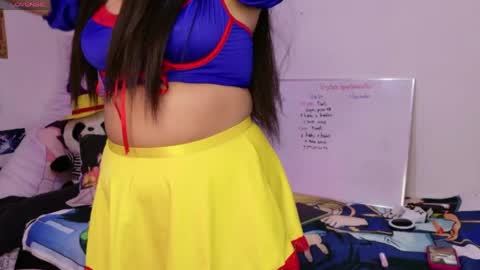 Zoe 3 online show from May 17, 9:55 pm