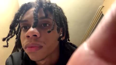 iamadielpr online show from November 25, 6:24 am