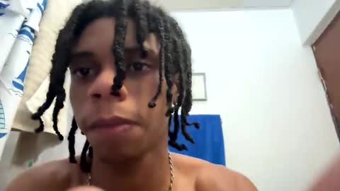 iamadielpr online show from November 25, 10:21 pm