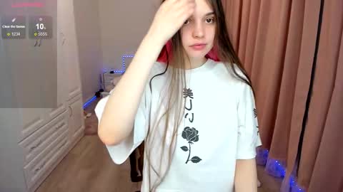 Snapshot of iamcassidy chatting on November 3, 9:48 pm Cassie STREAMS HERE EVERYDAY online show from November 3, 9:48 pm