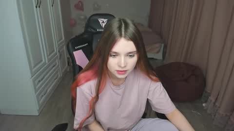 Cassie  STREAMS HERE EVERYDAY online show from February 23, 5:16 am