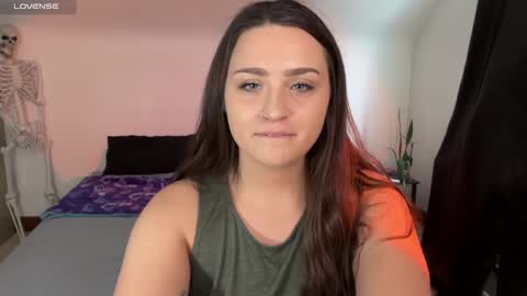 Snapshot of iamcrystalann chatting on January 25, 7:49 pm Crystal online show from January 25, 7:49 pm