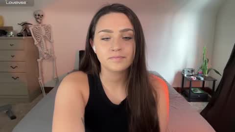 Snapshot of iamcrystalann chatting on January 30, 5:06 pm Crystal online show from January 30, 5:06 pm