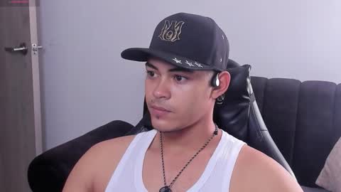 Dylan  independent model  online show from March 22, 2:20 pm