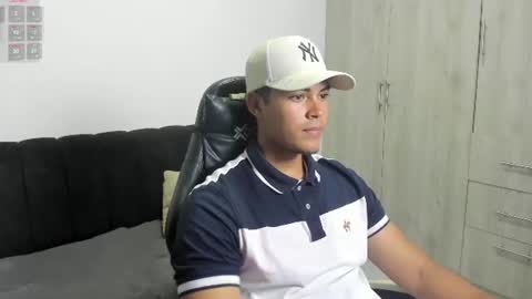 Snapshot of iamdylan777 chatting on July 26, 5:15 am Dylan independent model online show from July 26, 5:15 am