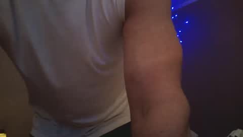Snapshot of iamhereandnow chatting on October 4, 4:10 am iamhereandnow online show from October 4, 4:10 am