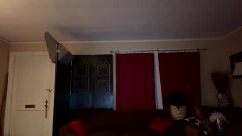 iamhereandnow online show from January 12, 3:34 am