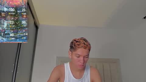 Juliiiiian online show from December 21, 11:06 am