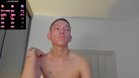 Juliiiiian online show from January 12, 11:15 am