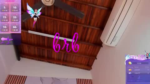 IM LOLA  online show from February 11, 5:40 pm