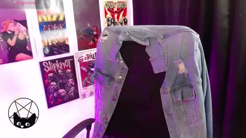 Mari online show from January 30, 10:30 pm