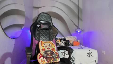 Snapshot of iamnayuta chatting on November 13, 7:46 pm Nayuta online show from November 13, 7:46 pm