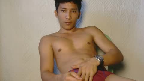 Snapshot of iamnew0000 chatting on November 21, 8:02 am iamnew0000 online show from November 21, 8:02 am