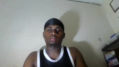 iamryan995442 online show from May 10, 6:02 pm