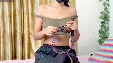Iamnidhicam online show from January 19, 1:01 pm