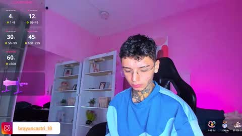 Snapshot of ian_castillo_ chatting on November 17, 11:16 am IAN CASTILLO online show from November 17, 11:16 am