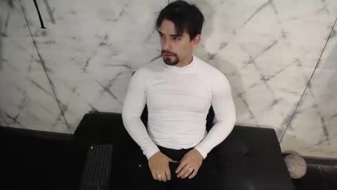 Ian Davis online show from September 24, 11:57 am