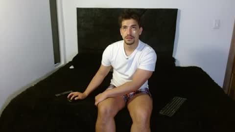 Ian Davis online show from June 26, 3:05 pm