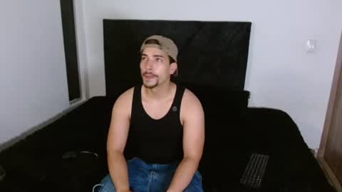 Ian Davis online show from July 8, 4:11 pm