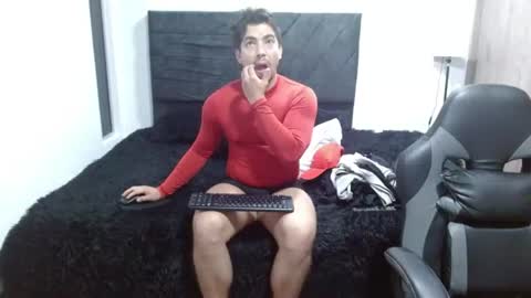 Ian Davis online show from July 22, 9:56 am