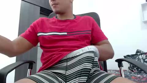 ian_taylor_xxx online show from December 3, 9:12 pm