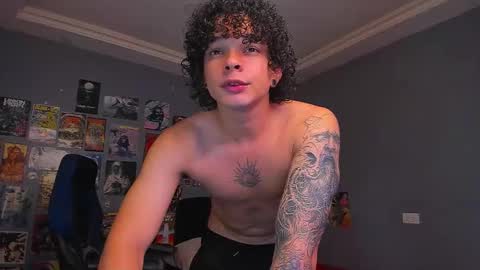Andres online show from November 5, 6:52 pm