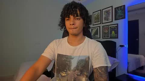 Andres online show from April 15, 10:32 pm