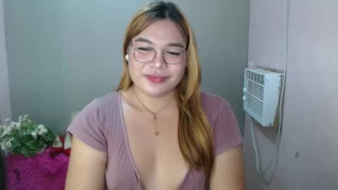Snapshot of iana_whorexxx chatting on December 20, 6:13 pm iana online show from December 20, 6:13 pm