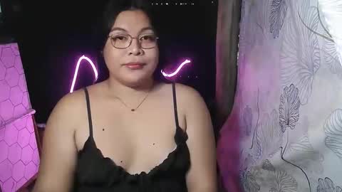 Snapshot of iana_whorexxx chatting on February 14, 3:25 am iana online show from February 14, 3:25 am